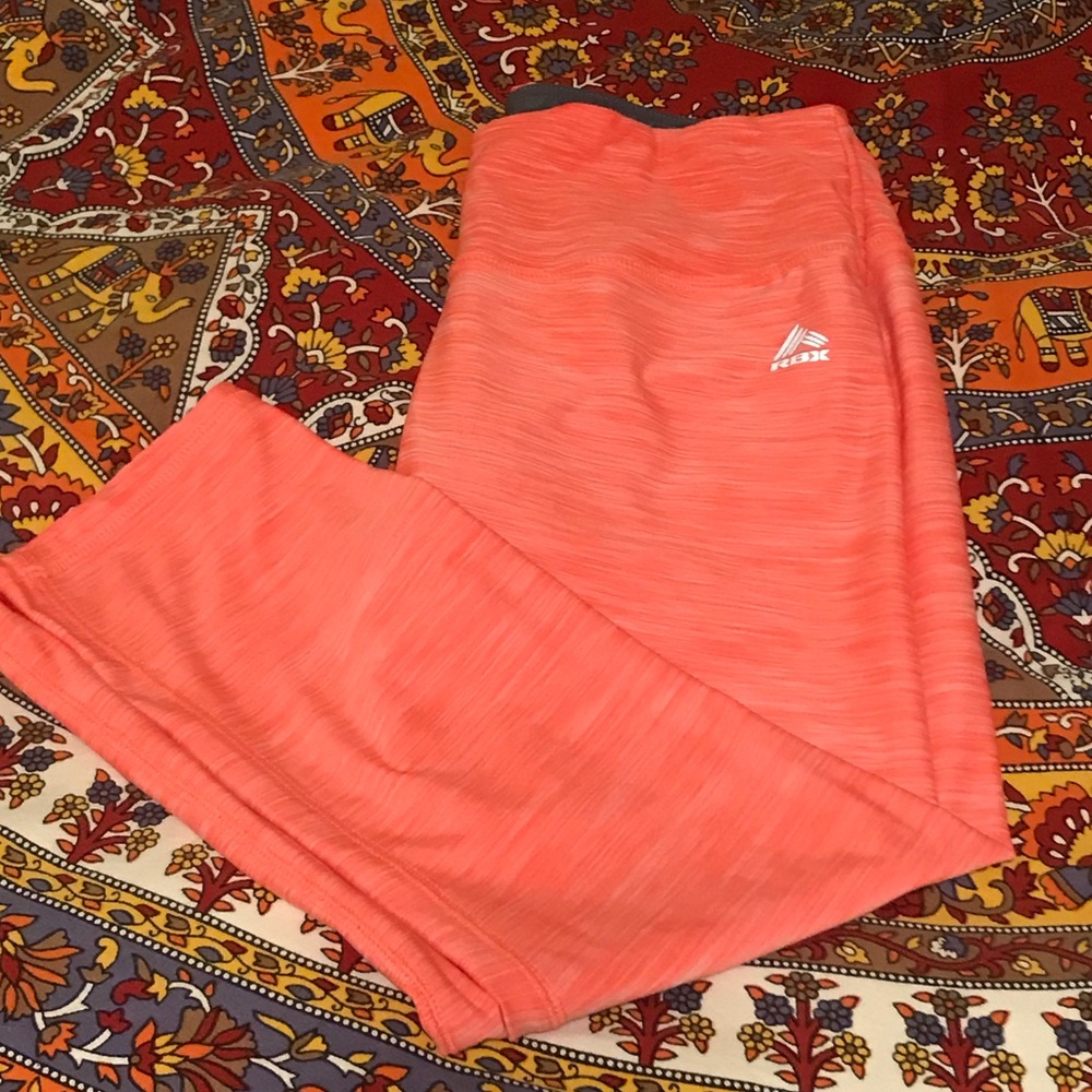 Workout capri-length pants